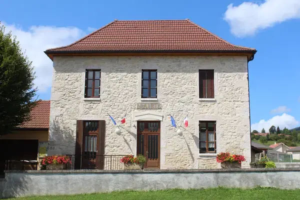 Monte Escalier 42 Monte escalier Cuzieu