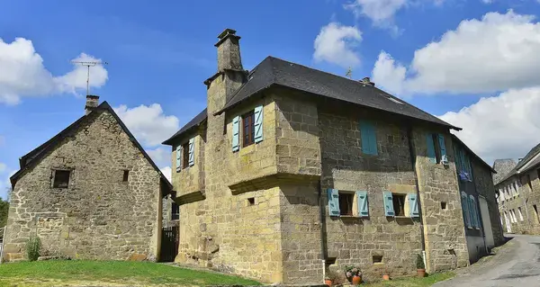 Monte Escalier 42 Monte escalier Pradines